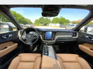 Volvo XC60 XC60 Diesel D5 AWD Geartronic Inscription Bild 5