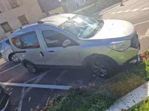 Dacia Dokker TCe 115 Stepway Bild 4