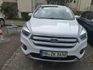 Ford Kuga 1.5 EcoBoost 2x4 Trend