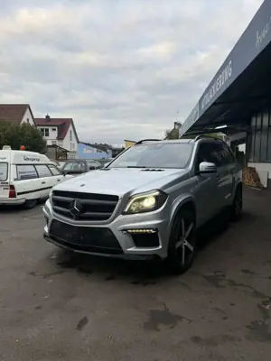 Mercedes-Benz GL 63 AMG 4Matic Speedshift Plus 7G-TRONIC