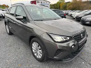 SEAT Arona 1.0 TSI *DSG*STYLE*PDCHI*DAB*TEMPOMAT*FRON Bild 1