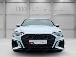 Audi S3 Sportback 2.0 TFSI S tronic quattro  Navi Digitale Bild 5
