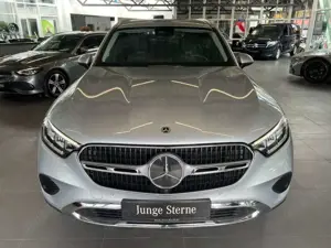 Mercedes-Benz GLC 200 4M AvantgardeMBUX Memory Kamera Distro Bild 2