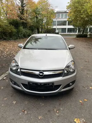 Opel Astra Cosmo