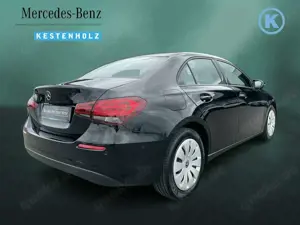 Mercedes-Benz A 250 A 250 e Limousine TEMPO+SITZHEIZ+EPH+SPUR/BREMS Bild 5