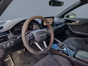 Audi RS4 Copetition Plus/BO/Carbon Ext./Schalensitze Bild 5