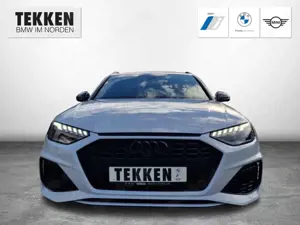 Audi RS4 Copetition Plus/BO/Carbon Ext./Schalensitze Bild 2