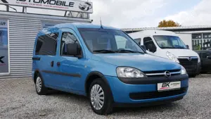 Opel Combo 1.6 Scheckheft Tüv,Kundendienst neu Klima AHK