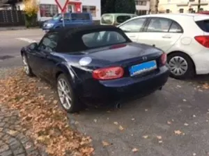 Mazda MX-5 MX-5 2.0 MZR Roadster  Sports-Line mit 160 PS Bild 4