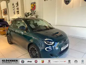 Fiat 500e La Prima