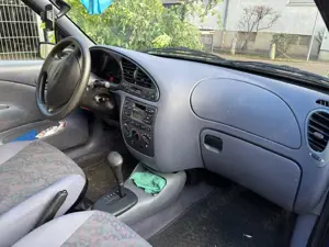 Ford Fiesta Aut. Festival Bild 2