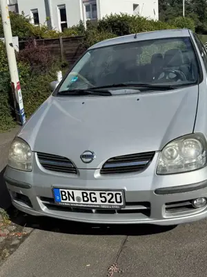 Nissan Almera Tino Almera Tino