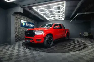 Dodge RAM 5.7 V8 HEMI 4x4 OFFROAD Night-Paket *LED*19%