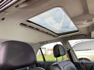 Opel Omega 3.0 MV6 Bild 5