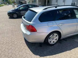 BMW 318 3er Touring Diesel 318d DPF Touring Aut. Bild 3
