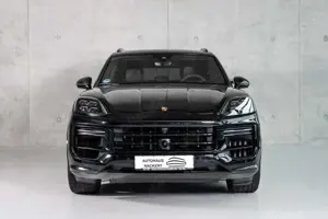 Porsche Cayenne Turbo E-Hybrid Bild 2