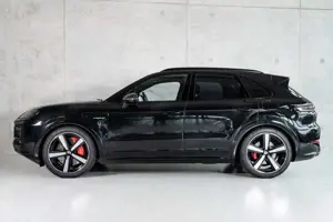 Porsche Cayenne Turbo E-Hybrid Bild 5