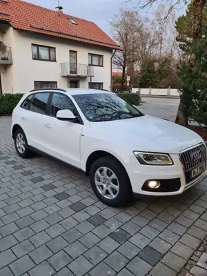 Audi Q5 2.0 TDI quattro (clean diesel) S tronic Bild 5