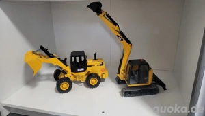 Cat bagger +Bruder Gelenkradlader zusammen 