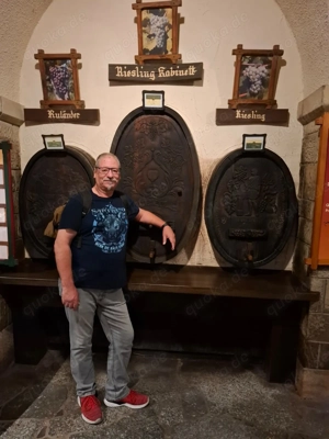 Diskreter Hausfreund für das Paar oder Dame