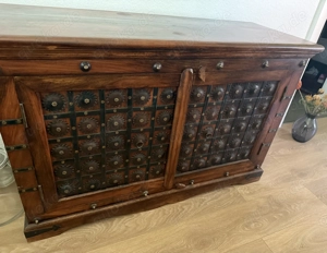 Anrichte Sideboard Holz mit Beschlägen massiv