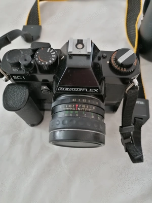 Kamera mit Motor und Teleobjektiv Bild 4