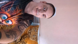 Biete euch eine Ganzkörpermassage mit Happy End für Mann und Frau und auf extra Wunsch NS gegen TG