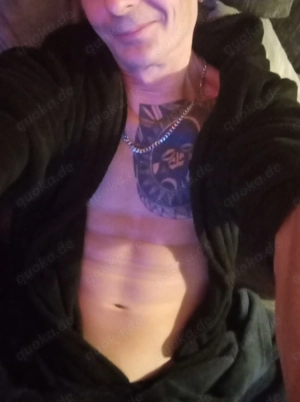 Halle Neustadt und Umfeld, reifer lustvoller Kerl sucht jüngere lustvolle Sie für regelmäßig bei mir