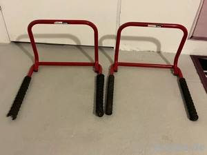 2 Fahrrad-Wandhalterungen