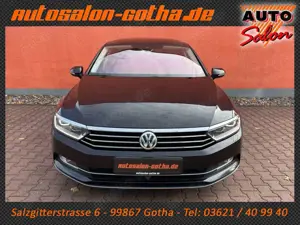 Volkswagen Passat Lim. Highline DSG VOLL-Ausstattung R-Line Bild 2