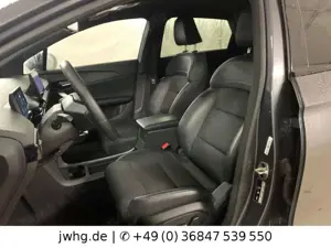 MG MG4 Luxury Leder Navi 360°Kam ACC Wärmep Bild 5