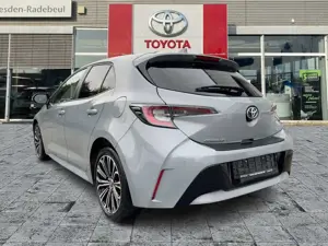 Toyota Corolla 1.2T Team D ACC*EinparkAssist*KAM*DAB*SHZ Bild 5