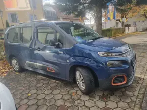 Citroen Berlingo Berlingo Diesel 5-Tür XL BlueHDi 130 EAT8 SHINE