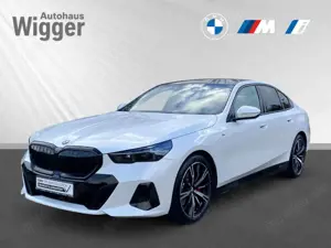 BMW 520 d M Sport/HUD/Pano.D./Navi/Bowers  Wilkins