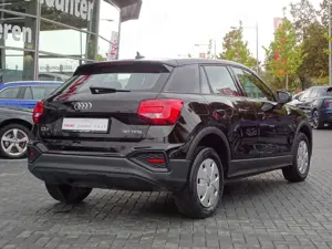 Audi Q2 30 1.0 TFSI LED DAB Sitzheizung Tempomat Bild 5