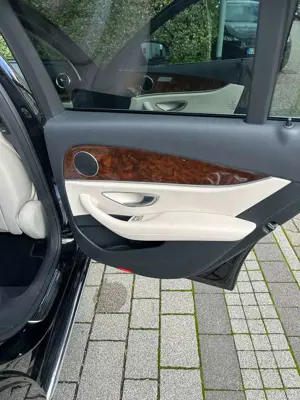 Mercedes-Benz E 220 E 220 d 9G-TRONIC Avantgarde Bild 5