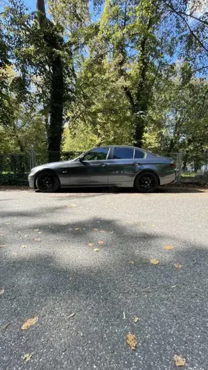 BMW 320 320i Bild 4 BMW 320 320i Bild 4