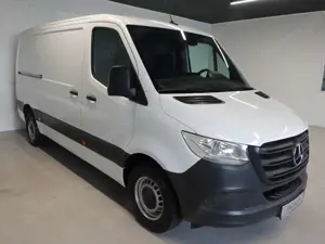 Mercedes-Benz Sprinter 317 CDI RWD L2 Navi RFK 1.Hand Bild 3