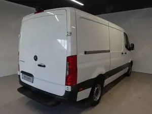 Mercedes-Benz Sprinter 317 CDI RWD L2 Navi RFK 1.Hand Bild 4