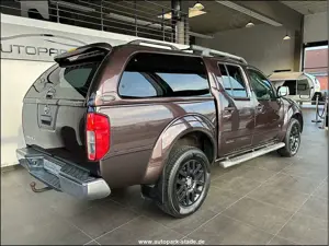 Nissan Navara Double Cab LE V6 4X4 VOLL Auto Leder Bild 5