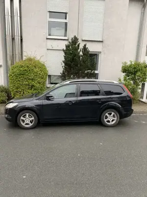 Ford Focus Turnier 1.6 Ti-VCT Titanium