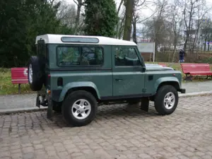 Land Rover Defender Defender 90 Station Wagon E