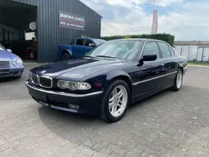 BMW 740 7er 740d 1.Hand Scheckheftgepflegt Navi Leder Xen. Bild 2