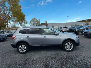 Nissan Qashqai +2 Acenta 4X4 7SITZER*AUTOMAIK* PANORAMA
