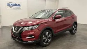 Nissan Qashqai 1.3 Zama Aut. *360°Cam*Panorama*Navi*