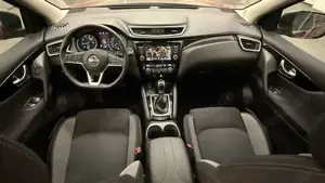 Nissan Qashqai 1.3 Zama Aut. *360°Cam*Panorama*Navi* Bild 5 Nissan Qashqai 1.3 Zama Aut. *360°Cam*Panorama*Navi* Bild 5