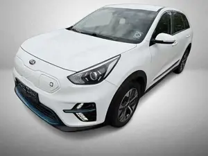 Kia Niro 64kWh Elektro**LED*ACC*Keyless*Kamera*