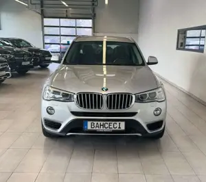 BMW X3 xDrive 30d*AHK*Klima*Navi*SHZ*PDC Bild 3