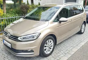Volkswagen Touran VW Touran Highline 1.8 TSI 180 PS Autom. Vollaust.