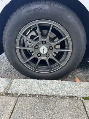 Hyundai i30 1.4 Classic Neu Tüv Bild 2